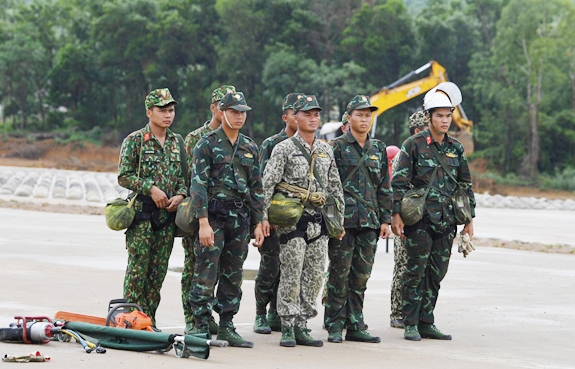 Đội tuyển chuẩn bị thi đấu.